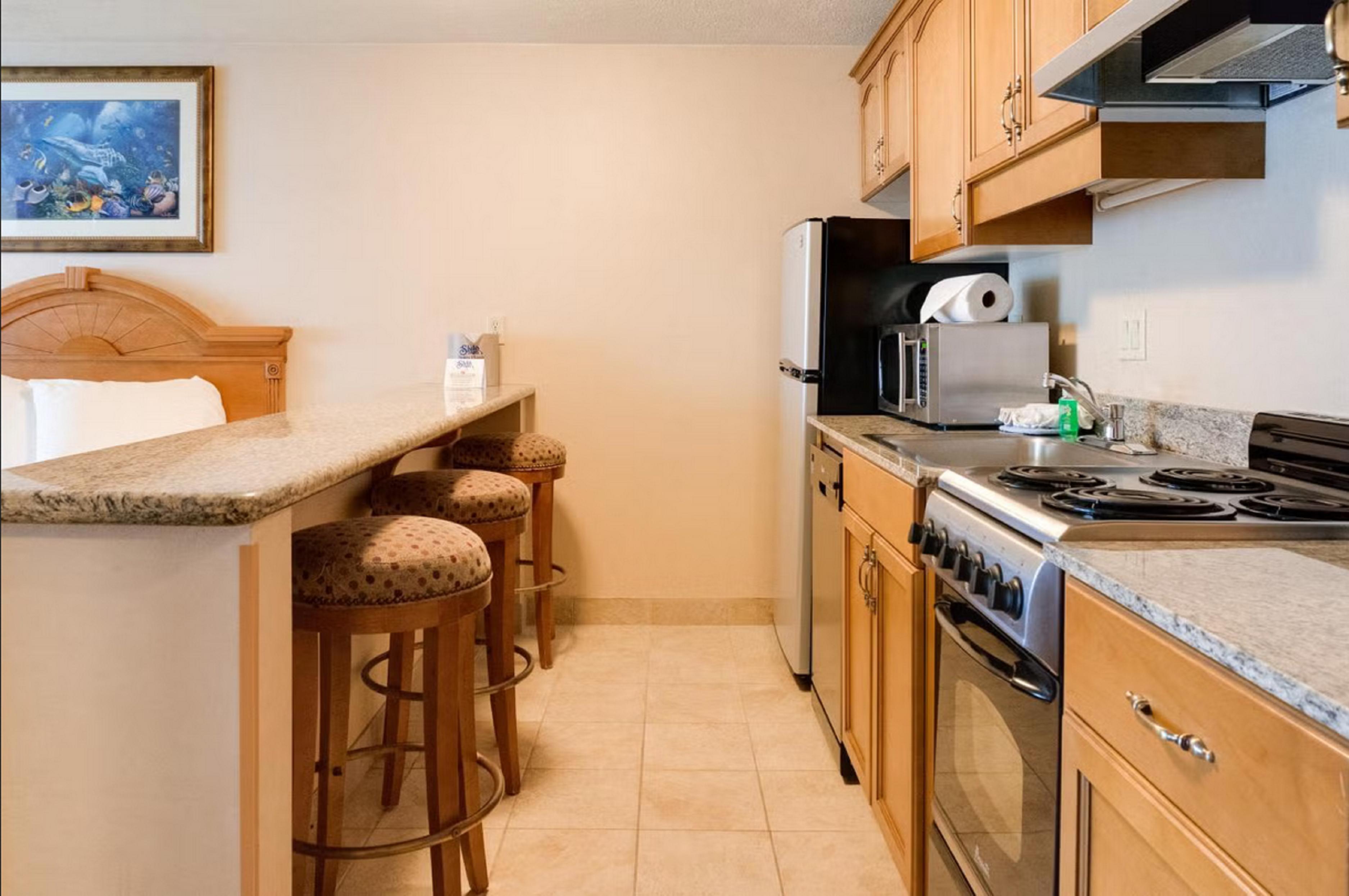 Promenade Inn & Suites Oceanfront シーサイド エクステリア 写真
