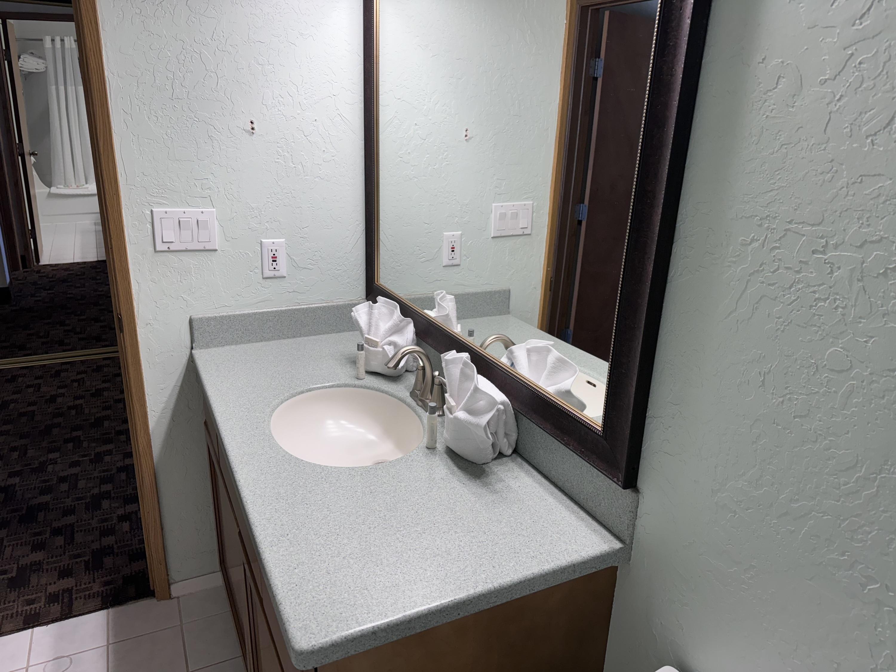 Promenade Inn & Suites Oceanfront シーサイド エクステリア 写真