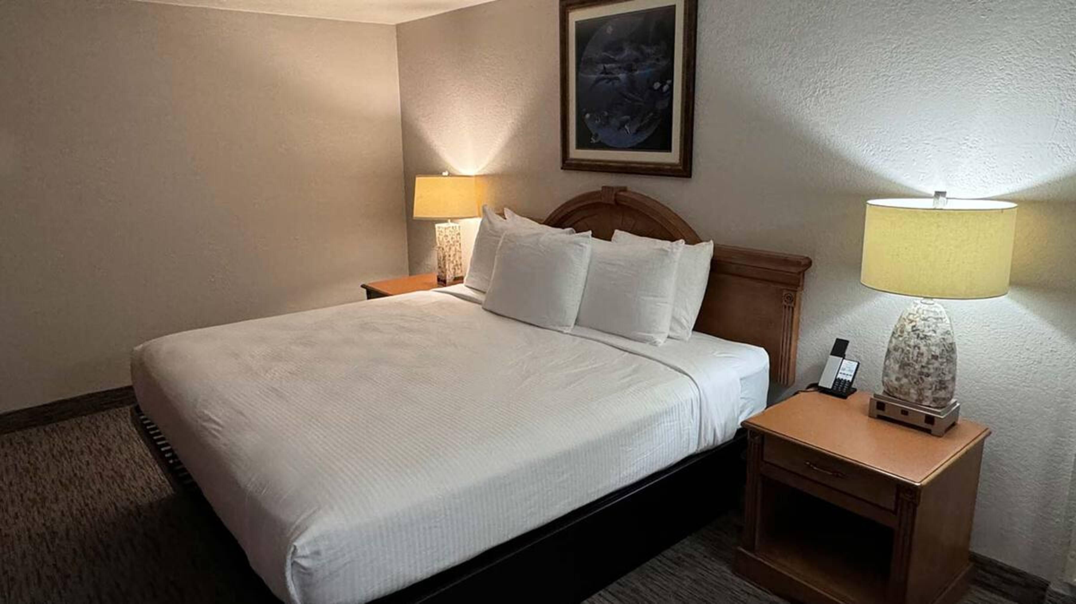 Promenade Inn & Suites Oceanfront シーサイド エクステリア 写真